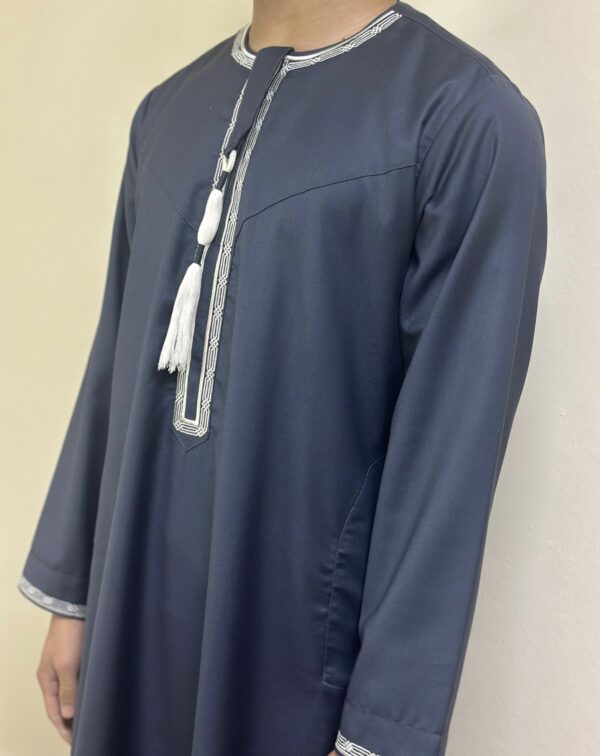 Blue Omani thobe