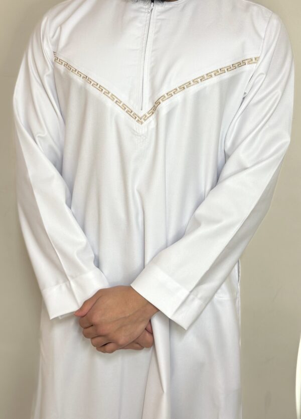 White Omani Mens Thobe